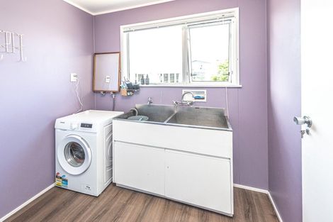 Photo of property in 1 Cornwall Road, Springvale, Whanganui, 4501