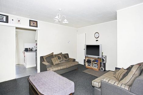 Photo of property in 27 Fairdale Avenue, Red Hill, Papakura, 2110