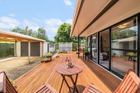 Photo of property in 30 Delaware Grove, Totara Park, Upper Hutt, 5018