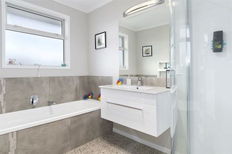 Photo of property in 12 Lynley Park Drive, Omokoroa, 3114