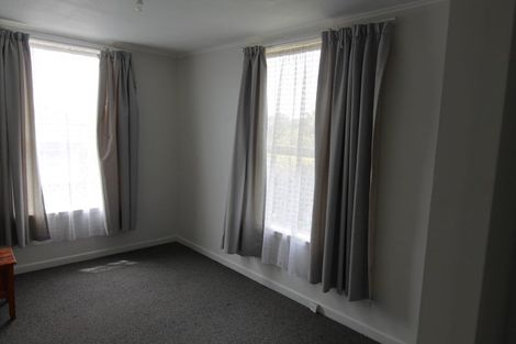 Photo of property in 14 Massey Avenue, Greenlane, Auckland, 1061