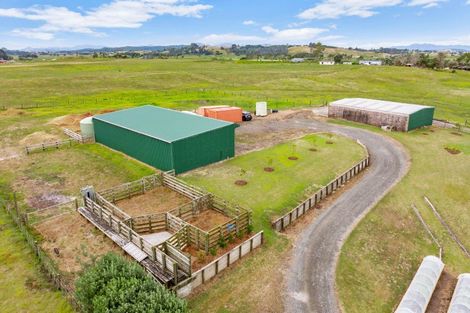 Photo of property in 70 Baylys Coast Road, Dargaville, 0377