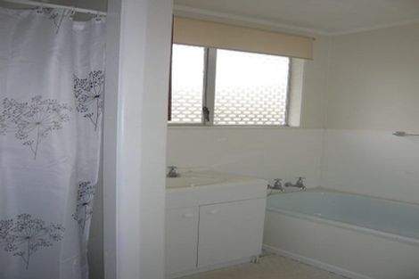 Photo of property in 2 Hatea Place, Dinsdale, Hamilton, 3204