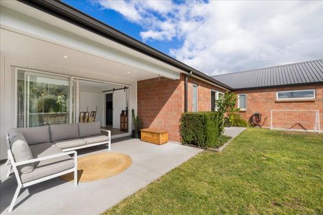 Photo of property in 20 Pakanga Grove, Pyes Pa, Tauranga, 3112