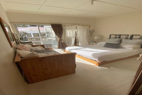 Photo of property in 385 Devonport Road, Tauranga South, Tauranga, 3112