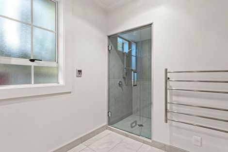 Photo of property in 112 Clyde Road, Ilam, Christchurch, 8041