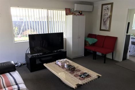 Photo of property in 2/240 Great South Road, Manurewa, Auckland, 2102