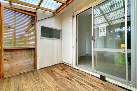 Photo of property in 4 Vimy Place, Mangere, Auckland, 2022