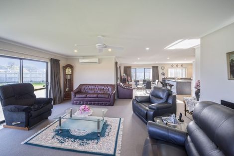 Photo of property in 3 Rawiri Drive, Bell Block, New Plymouth, 4312
