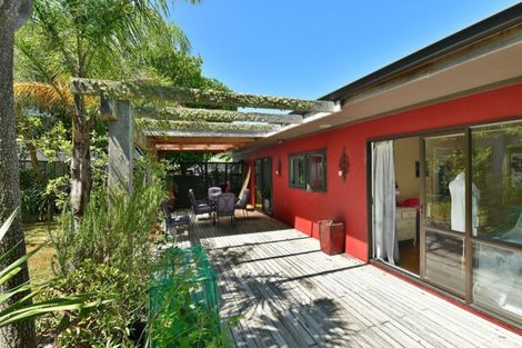 Photo of property in 20 Rawhiti Road, Manly, Whangaparaoa, 0930