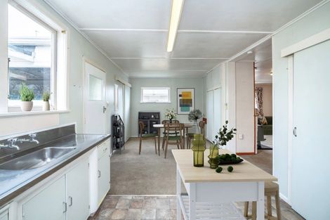 Photo of property in 95 Villa Street, Masterton, 5810