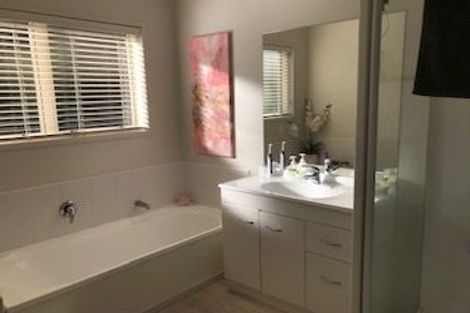 Photo of property in 16/19 Glencarron Place, Bethlehem, Tauranga, 3110