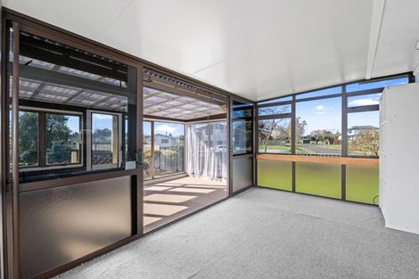 Photo of property in 32 Browning Crescent, Owhata, Rotorua, 3010