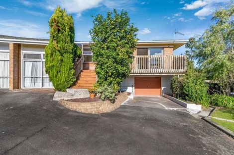 Photo of property in 2/13 Ashdown Place, Pahurehure, Papakura, 2113