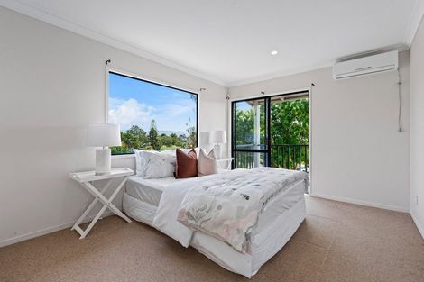 Photo of property in 9 Sungrove Rise, Sunnyvale, Auckland, 0612