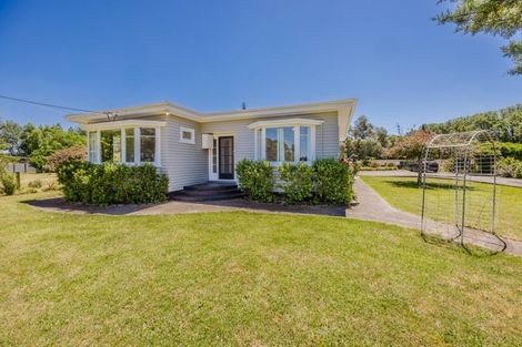 Photo of property in 2070 State Highway 2, Waipukurau, 4285