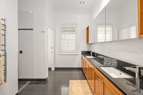 Photo of property in 37 Ryvington Lane, Tamahere, Hamilton, 3283