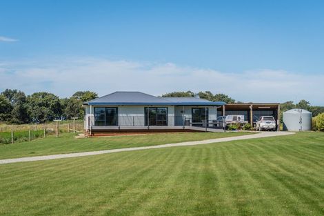 Photo of property in 72 Arowhenua Station Road, Kerrytown, Timaru, 7973