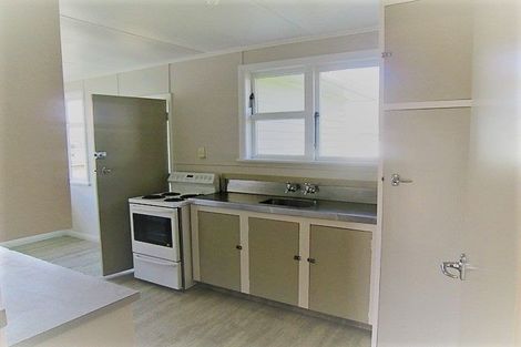 Photo of property in 4 Douglas Crescent, Fairfield, Hamilton, 3214