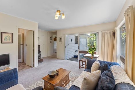 Photo of property in 53 Seddon Street, Waikanae, 5036
