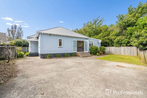 Photo of property in 1-2/6a Pohutukawa Street, Woburn, Lower Hutt, 5010