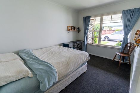 Photo of property in 2/28 Rosedale Place, Avonhead, Christchurch, 8042