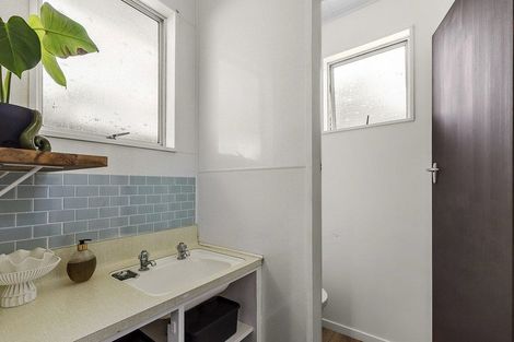 Photo of property in 49 Cluny Road, Plimmerton, Porirua, 5026