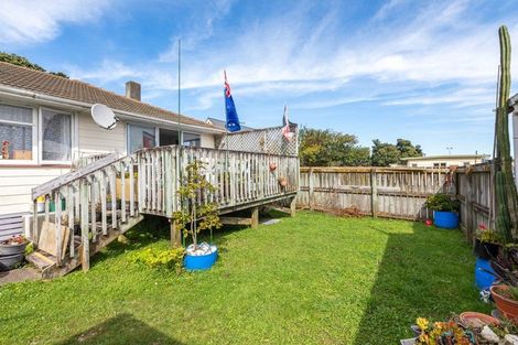 Photo of property in 126 Corinna Street, Waitangirua, Porirua, 5024