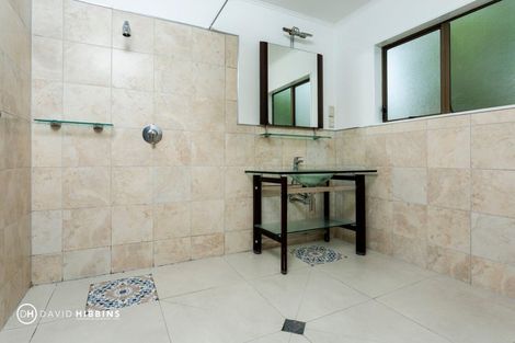 Photo of property in 2/30a Verbena Road, Birkdale, Auckland, 0626