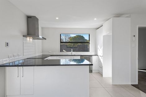 Photo of property in 65c Aorangi Road, Bryndwr, Christchurch, 8053