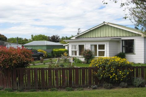 Photo of property in 10 Bank Street, Amberley, 7410