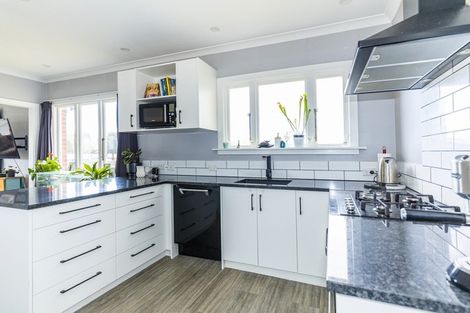 Photo of property in 27 Allnatt Street, Temuka, 7920