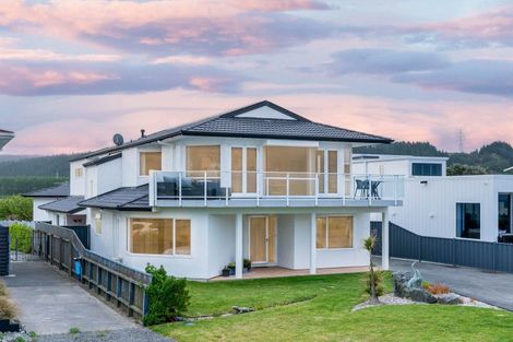 Photo of property in 134 North Shore Road, Eskdale, Napier, 4182