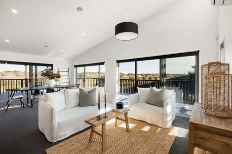 Photo of property in 17 Vogel Place, Cambridge, 3434