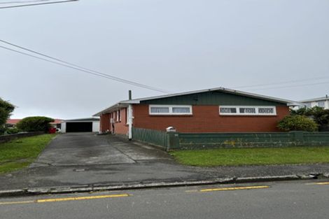 Photo of property in 45 Baylands Drive, Newlands, Wellington, 6037