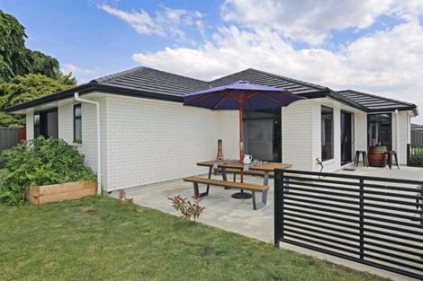 Photo of property in 1 Mckay Close, Frimley, Hastings, 4120