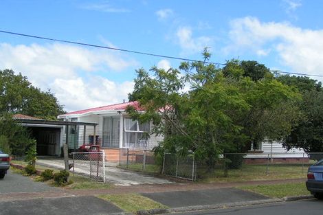 Photo of property in 26 Waimana Avenue, Northcote Point, Auckland, 0627