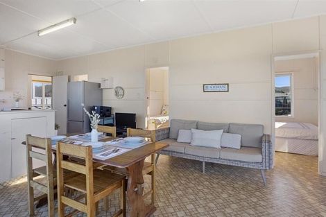 Photo of property in 15 Seaforth Road, Waihi Beach, 3611