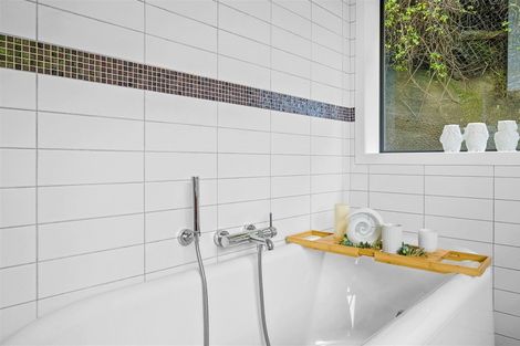 Photo of property in 73 Moana Road, Plimmerton, Porirua, 5026