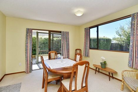 Photo of property in 6 Luxton Place, Rangiora, 7400