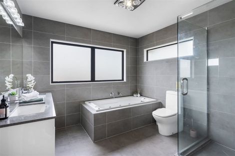 Photo of property in 719 Redoubt Road, Flat Bush, Auckland, 2019