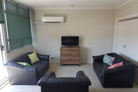 Photo of property in Mclean Towers, 2f/3 Shakespeare Road, Napier South, Napier, 4110