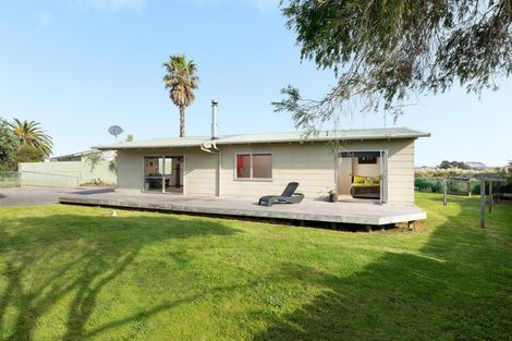 Photo of property in 254 Pukehina Parade, Pukehina, Te Puke, 3189