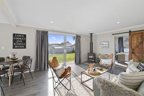 Photo of property in 51 Margaret Street, Shannon, 4821