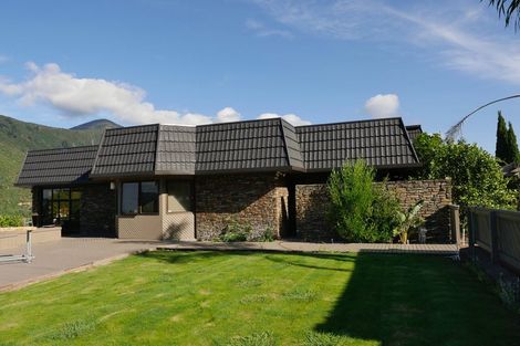 Photo of property in 41 Marina Drive, Waikawa, Picton, 7220