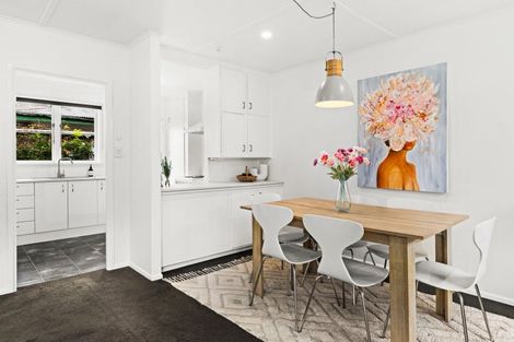 Photo of property in 2/201 Kenilworth Road, Mayfair, Hastings, 4122