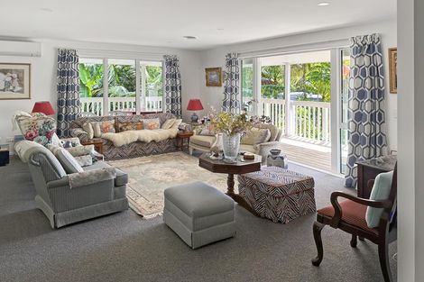 Photo of property in 14 Mandeno Drive, Kerikeri, 0230