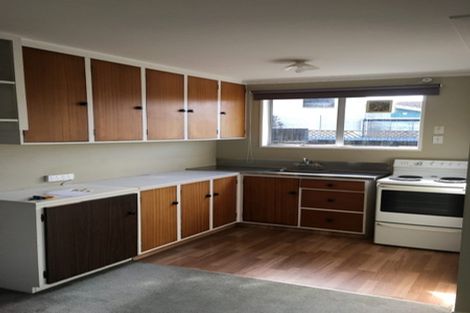 Photo of property in 2/404 Main North Road, Redwood, Christchurch, 8051