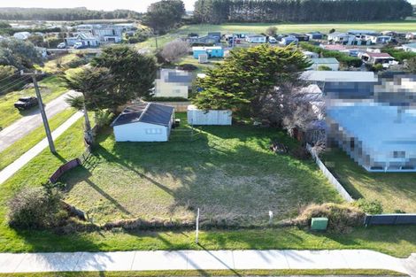 Photo of property in 49 Seabury Avenue, Foxton Beach, Foxton, 4815