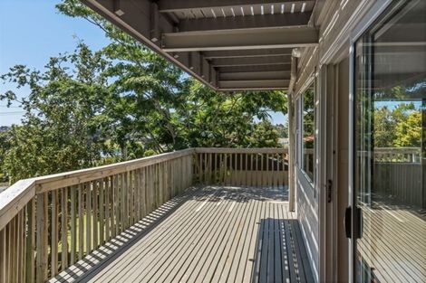 Photo of property in 12 Kauri Road, Stanmore Bay, Whangaparaoa, 0932